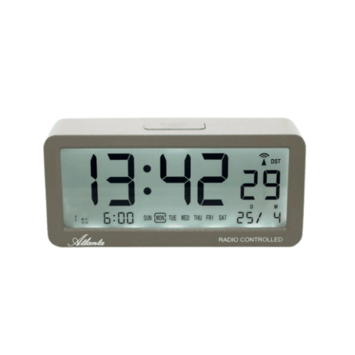 Väckarklocka i grått med digital tid 13:42 och DST-indikator
