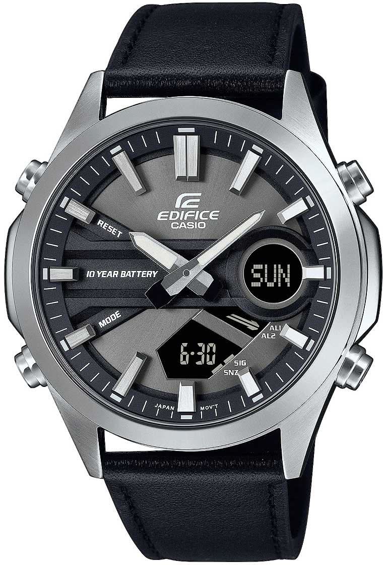 Casio Edifice herrklocka med boett i silver, svart urtavla och svart läderarmband.