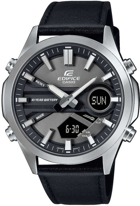 Casio Edifice herrklocka med boett i silver, svart urtavla och svart läderarmband.