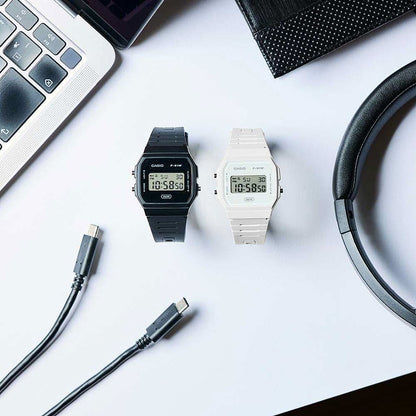 Digitala armbandsur med svarta och vita plastarmband, LCD-urtavla