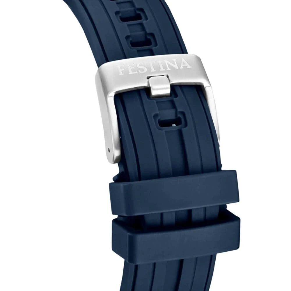 Herrklocka spänne: blått silikonarmband med metallspänne och logotyp