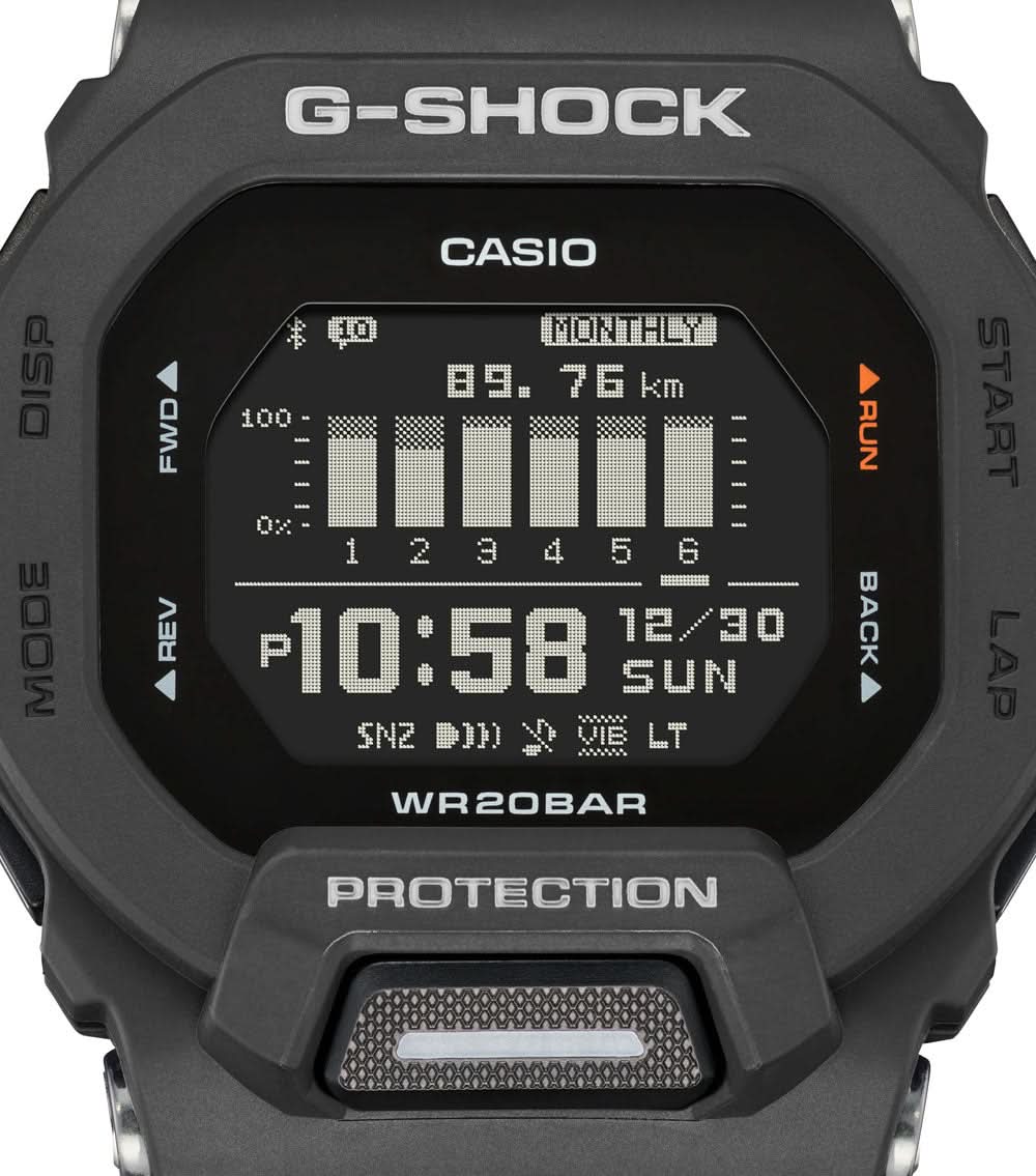 Casio G-Shock herrklocka, frontvy med WR200BAR och digital display