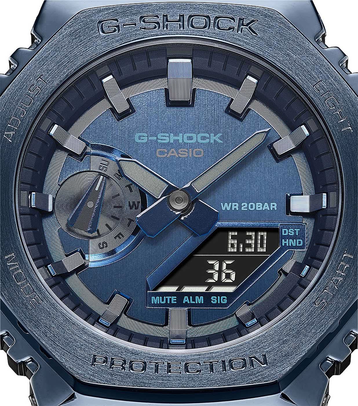G-Shock herrklocka: blå urtavla med silvermarkeringar och skyddskant