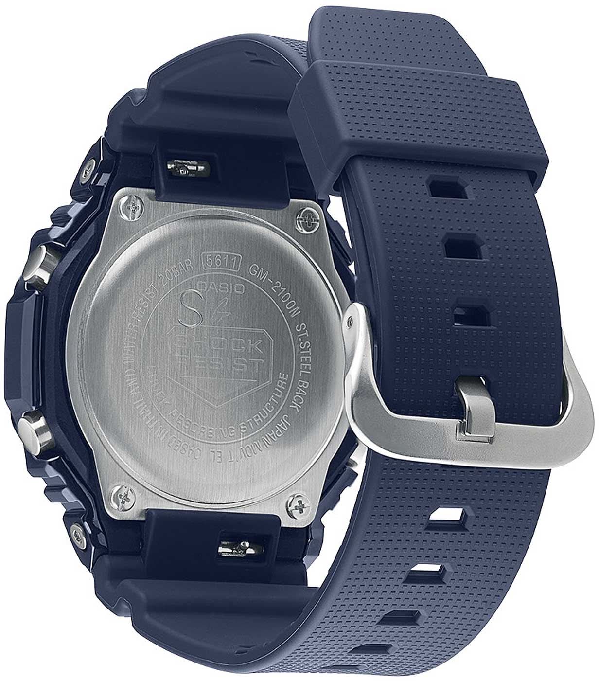 G-Shock herrklocka baksida med silverfärgad boett och blått armband