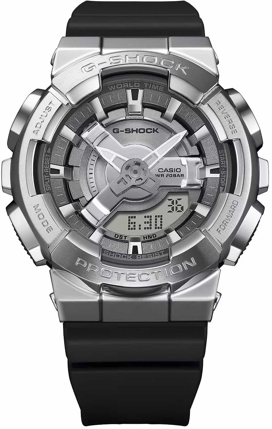 Casio G-Shock armbandsur med silverfärgat hölje, svart gummiarmband och digital display