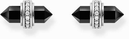 Örhängen: svart hexagon onyx i silverkant, infattad med klara stenar