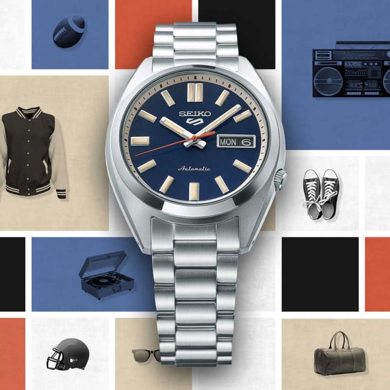 Seiko 5 Sports herrur med blå urtavla, indexmarkörer och armband i rostfritt stål