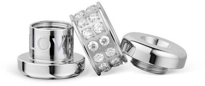 Charm i rostfritt stål med zirkonia, ringformad, delvis öppen för visning