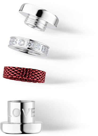 Charmdetaljer i rostfritt stål: silverfärgad ring med strass och rött flätat band