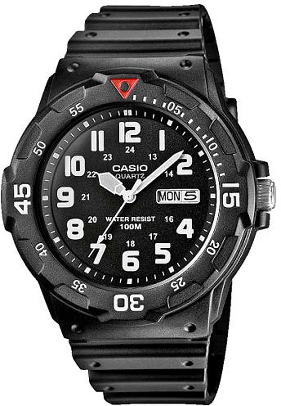 Casio herrklocka med svart urtavla och gummiband, dykardesign