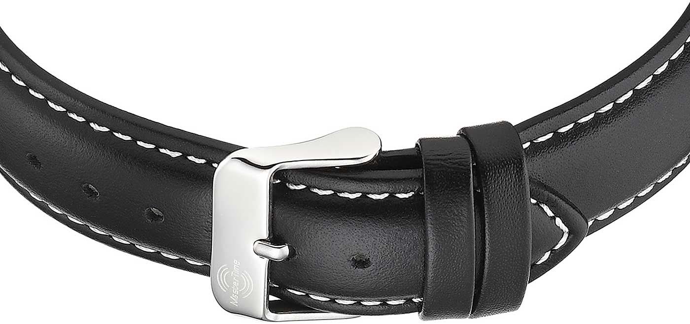 Svart läderarmband med silverfärgat spänne och dekorativ söm