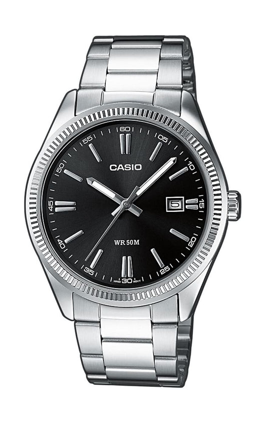 Casio herrklocka med svart urtavla och silverfärgat metallarmband, analog