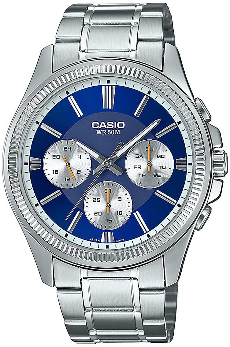 Casio herrklocka med blå urtavla, armband i rostfritt stål och kronograf-suburtavlor