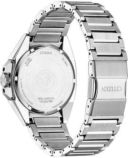 Citizen Series 8 herrklocka med boett i silver, genomskinlig baksida och länkarmband