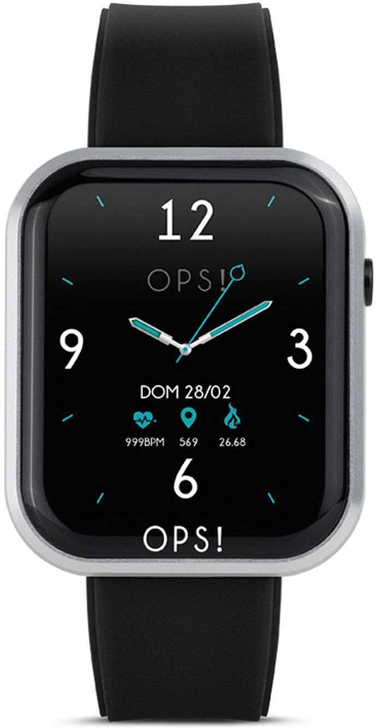 Smartklocka med svart urtavla, silverfärgad ram och svart silikonarmband