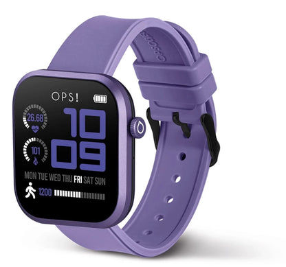 Smartklocka med lila silikonarmband, sidoknapp på boetten, rund skärm