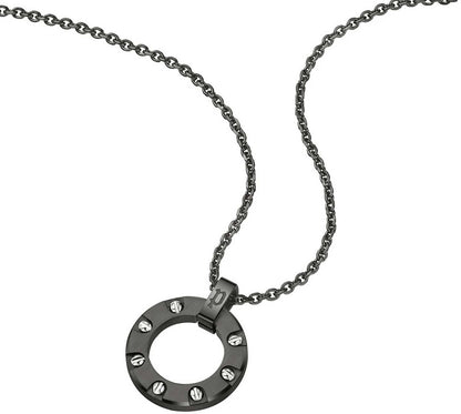 Halsband med kedjelänkar och ett runt hänge med flera punkter