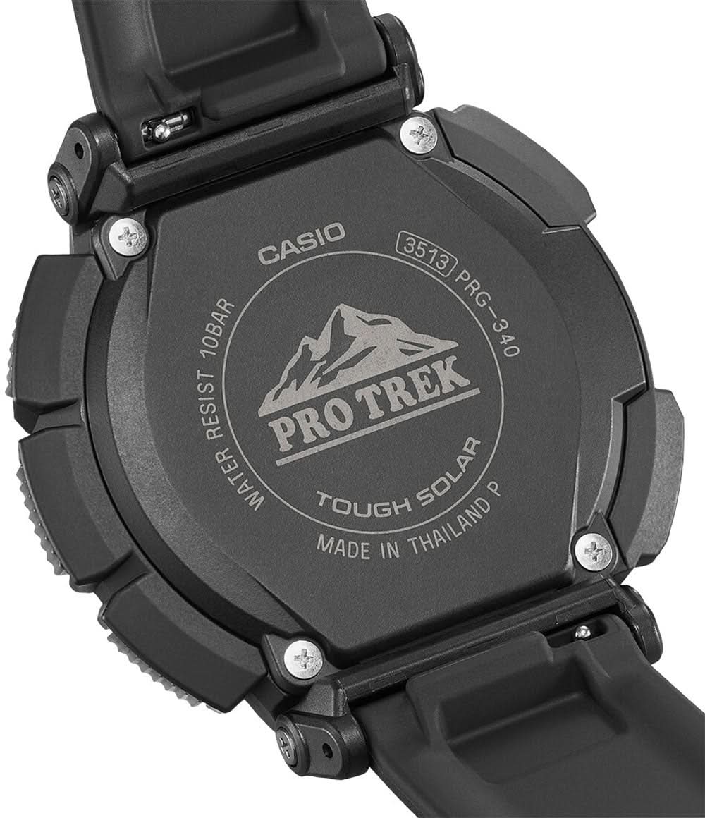 Herrklocka med graverat PRO TREK Tough Solar-märke på boettens baksida och mörkt armband