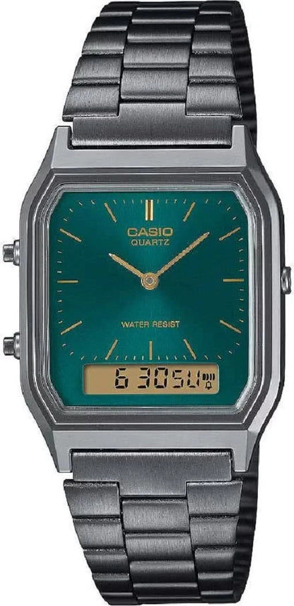 Casio armbandsur med mörkgrått metallarmband, rektangulärt hölje och grön display