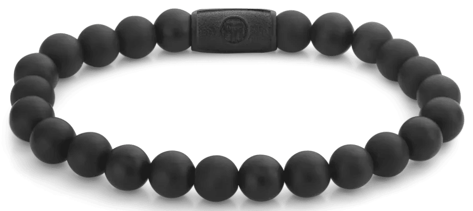 Armband med svarta pärlor och svart stålspänne