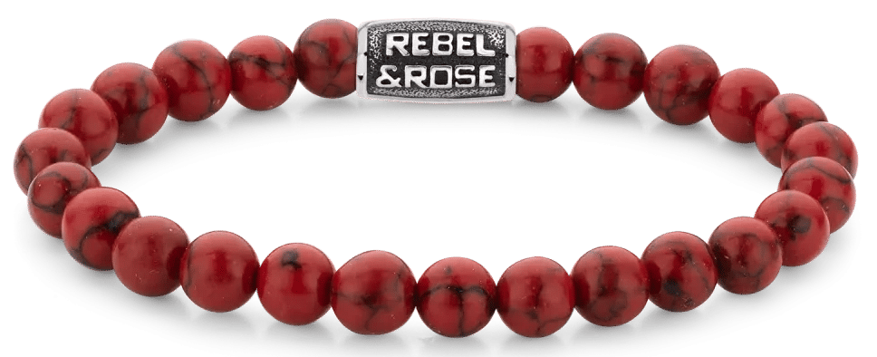 Armband av röda pärlor med grått rostfritt stållås och Rebel&Rose-logotyp