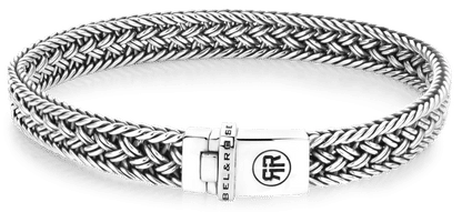 Silverfärgat armband med flätat band (8 mm) och Rebel&Rose-lås