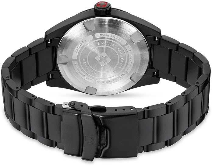 Herrarmbandsur med metallarmband och boettlock