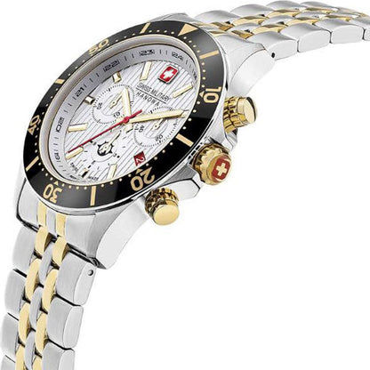 Herrarmbandsur med svart bezel, vit urtavla samt armband i silver och guldfärg