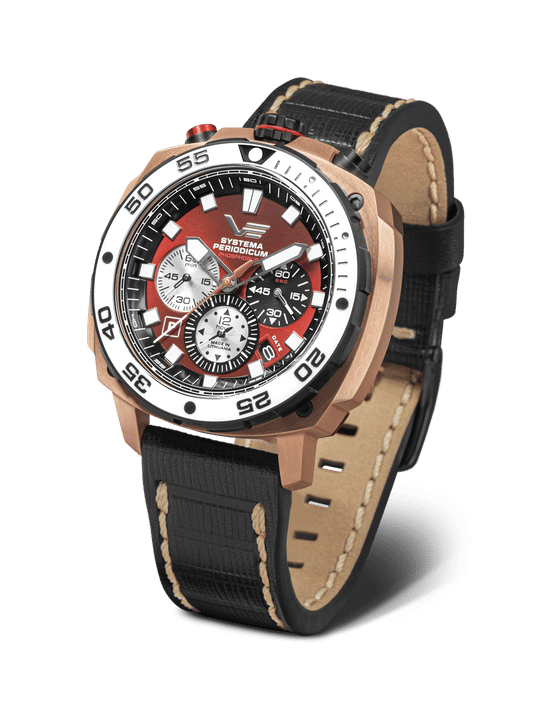 Vostok Europe herrklocka med brunt läderarmband, runt boett, röd urtavla