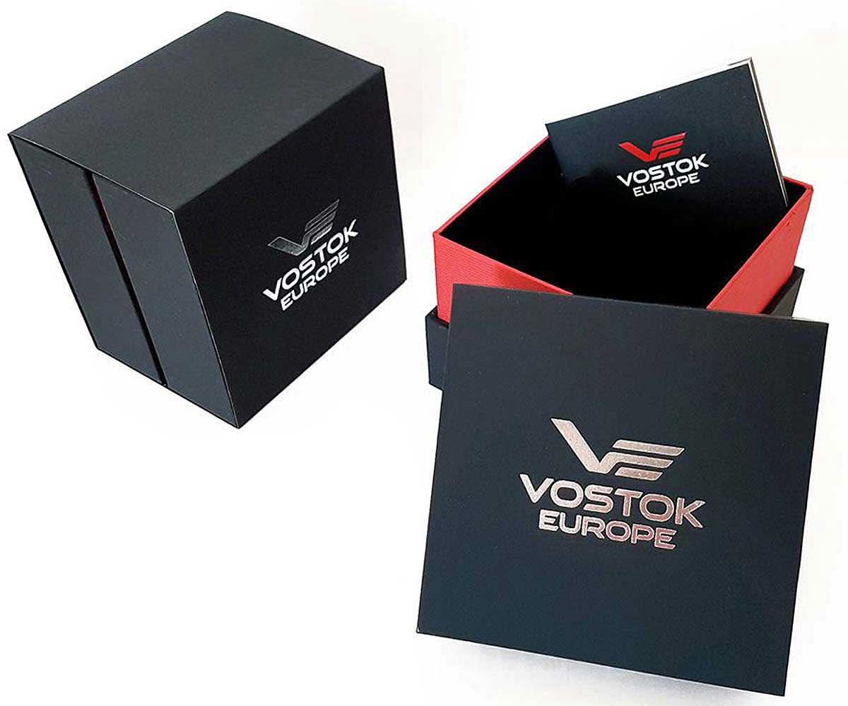 Presentbox för herrklocka, svart kartong med Vostok Europe-logotyp