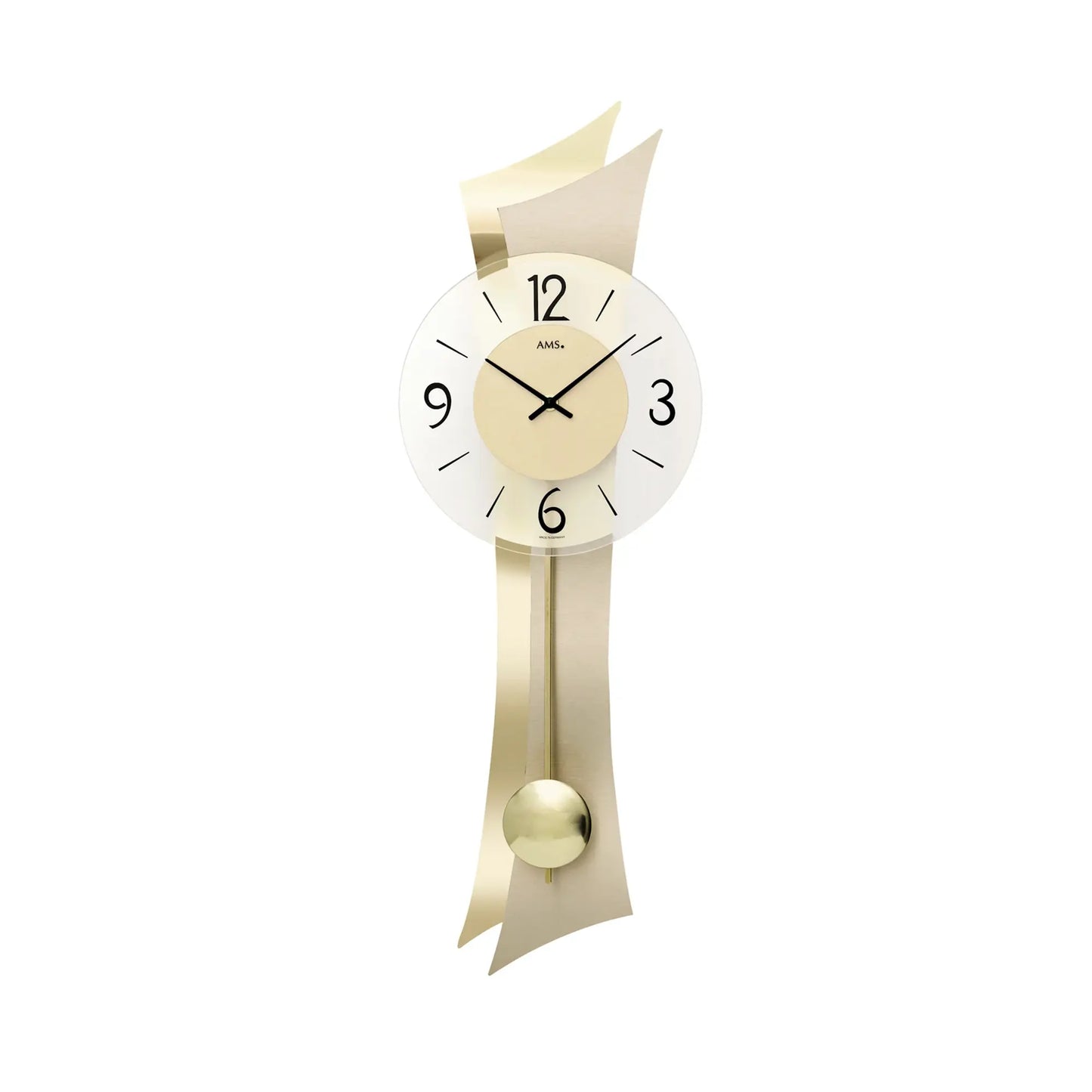 Wanduhr mit weißem Zifferblatt, geschwungenem Holzgehäuse und Messing-Pendel