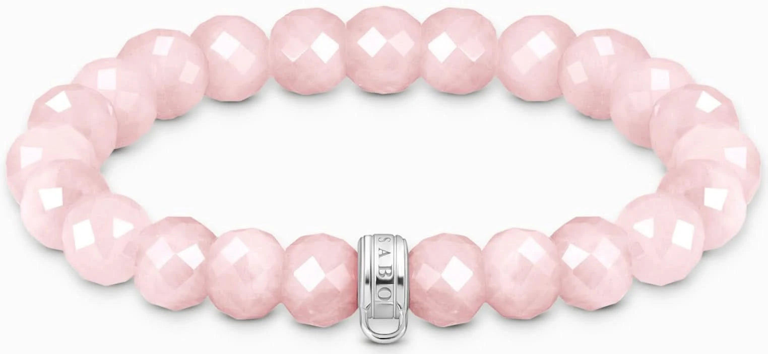 Armband med pärlor av rosa fasetterade pärlor med silverfärgad ögla