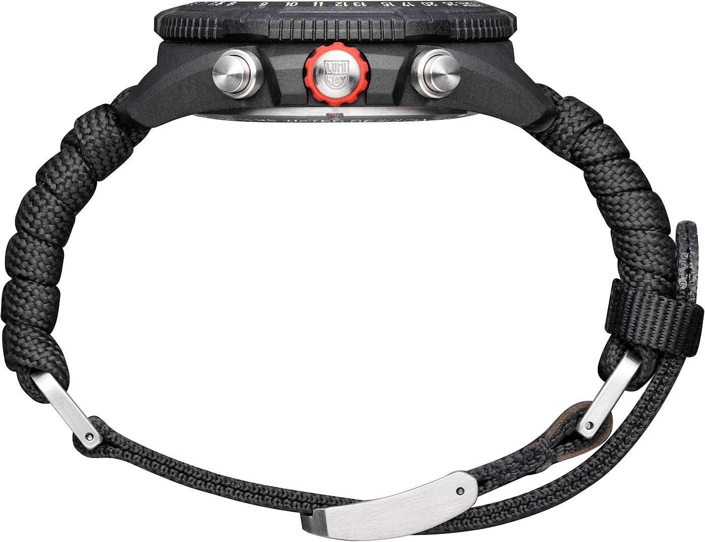 Herrklocka med svart flätat armband och silverfärgat spänne