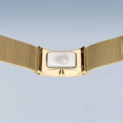 Bering Classic 10222-331-S Damenuhr Gold • Saphirglas • Milanaise-Armband, Bild 5