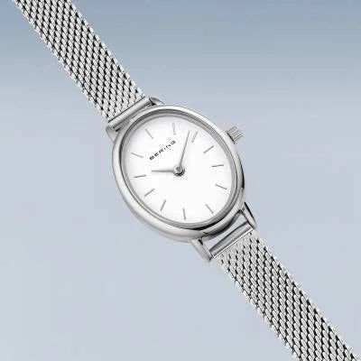 Bering Classic 11020-004 Damenuhr Silber • Saphirglas • Milanaise-Armband, Bild 3