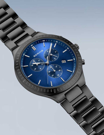 Bering Classic 11743-727 Herren Armbanduhr Blau • Titan-Chronograph • Saphirglas entspiegelt, Bild 3