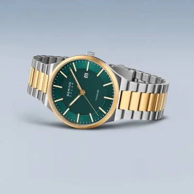 Bering 14439-718 Herren Armbanduhr Solar • Titangehäuse • Saphirglas, Bild 5
