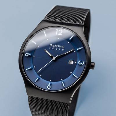 Bering Solar Classic 14440-227 Herrenuhr Schwarz-Blau • Saphirglas • Solarantrieb, Bild 2