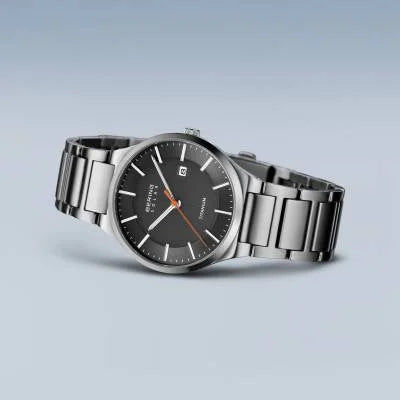 Bering Solar 15239-779 Herrenuhr Silber • Saphirglas • Titanarmband, Bild 5