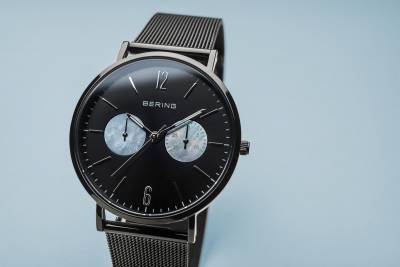 Bering Classic 14236-123 Damenuhr Schwarz • Saphirglas • Milanaise-Armband, Bild 4