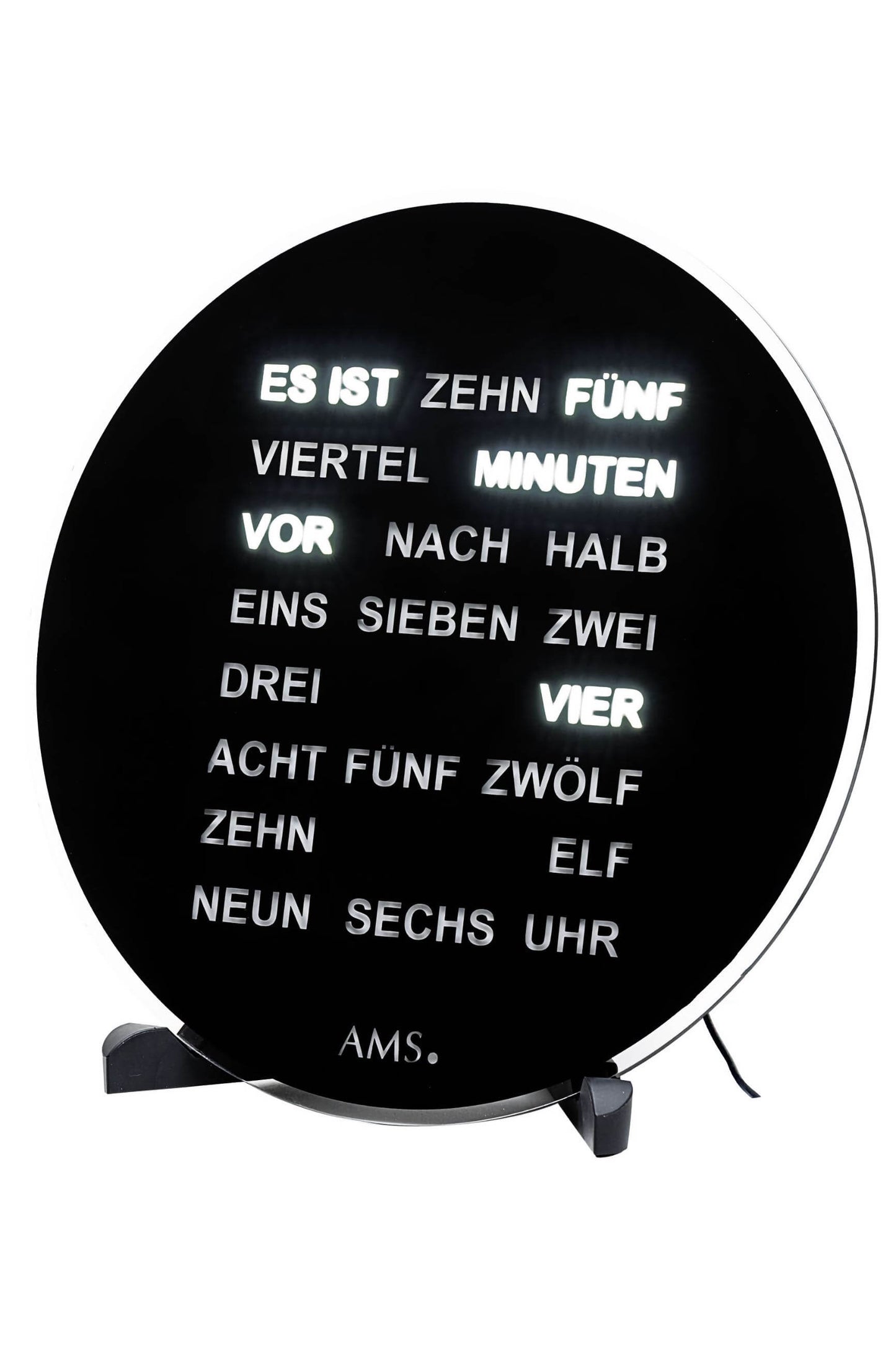 Schwarze runde Wanduhr mit Schriftziffern und zwei Standfüßen