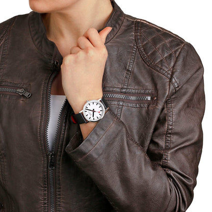 Mondaine Classic A660.30314.11SBBV Damen Armbanduhr Schwarz • Veganes Traubenlederarmband • Swiss Made, Bild 2