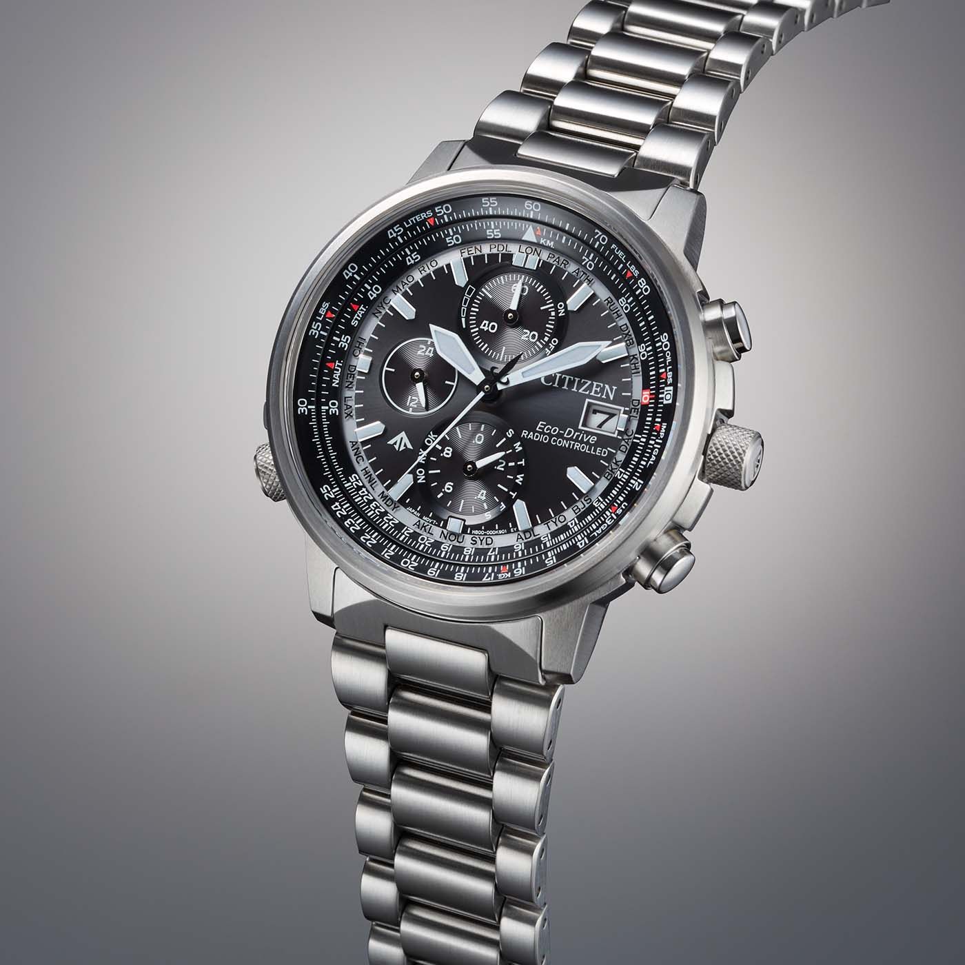Citizen Promaster Sky AT8300-58E Herrenuhr Schwarz • Saphirglas • Funk-Eco-Drive, Bild 9