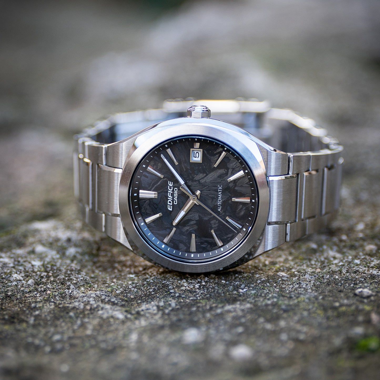 Casio Edifice EFK-200CD-1AER Herren Automatikuhr • Saphirglas • Geschmiedetes Carbon-Zifferblatt, Bild 5