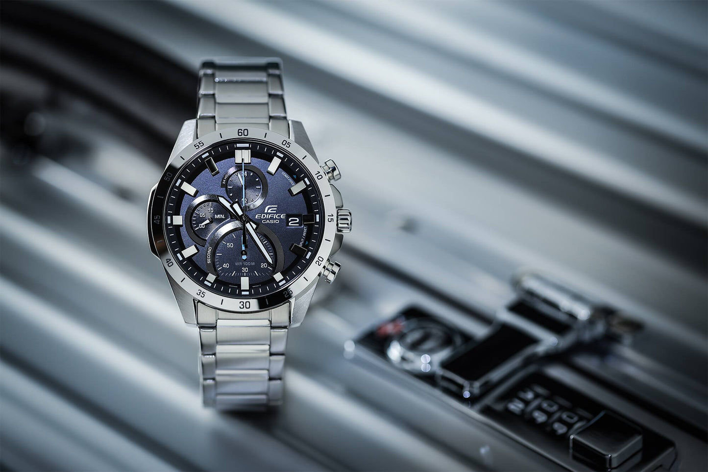 Casio Edifice EFR-571D-1AVUEF Herrenuhr Schwarz • Chronograph • Mineralglas, Bild 3