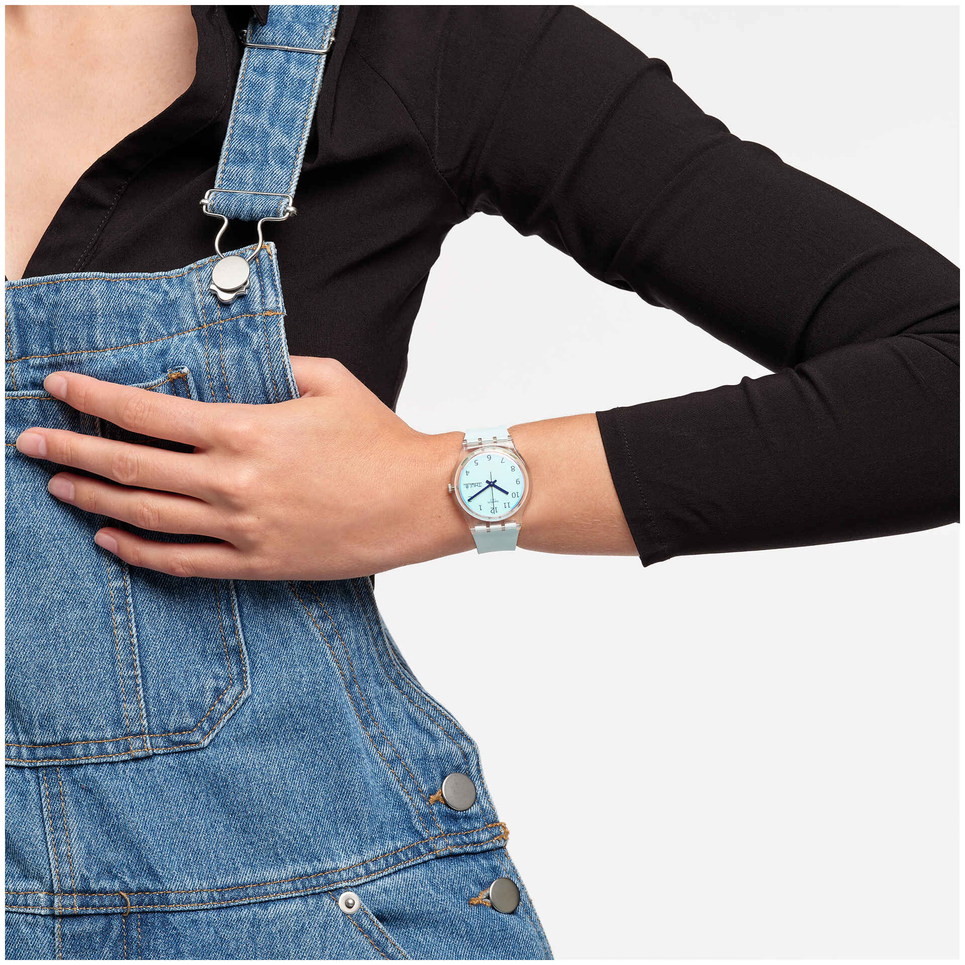 Swatch Originals GE713 Damen Armbanduhr Hellblau • Swatch Solar Spectrum Glas • Leichtes Silikonarmband, Bild 2
