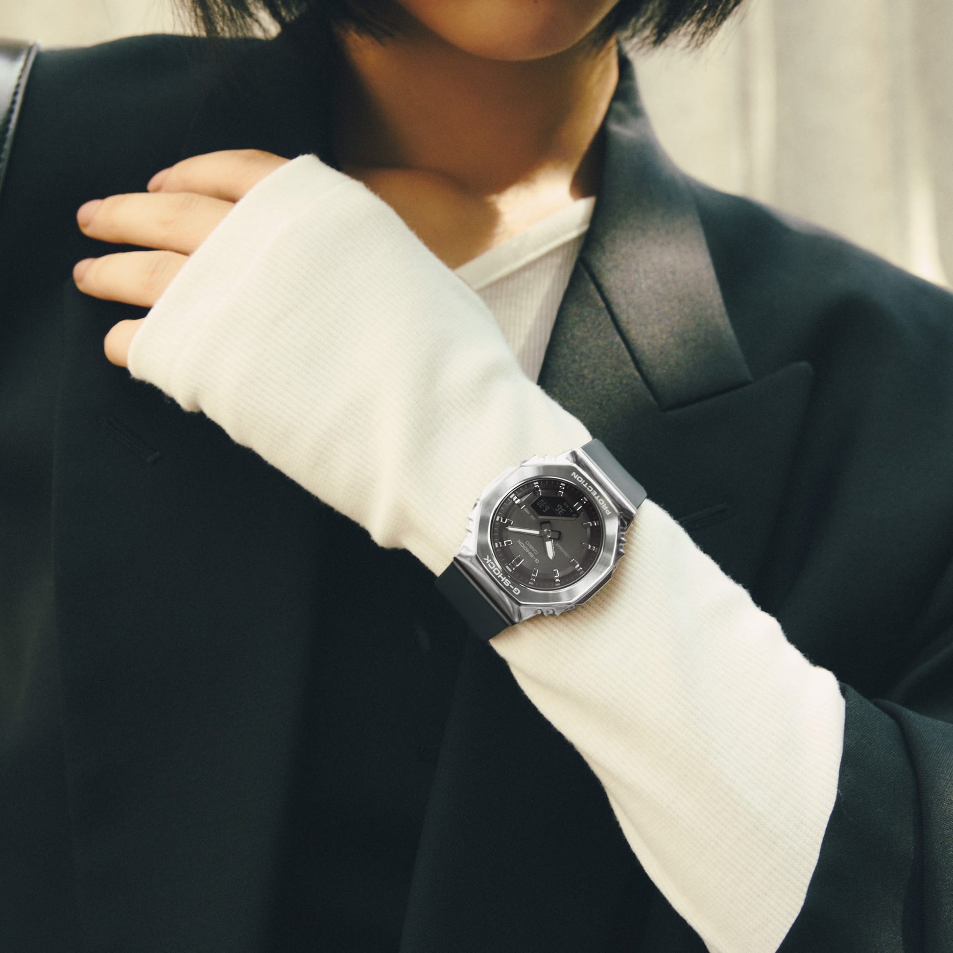 Casio G-Shock GM-S2110-1A1ER Damen Armbanduhr • Metalllünette • Biobasiertes Harz, Bild 3