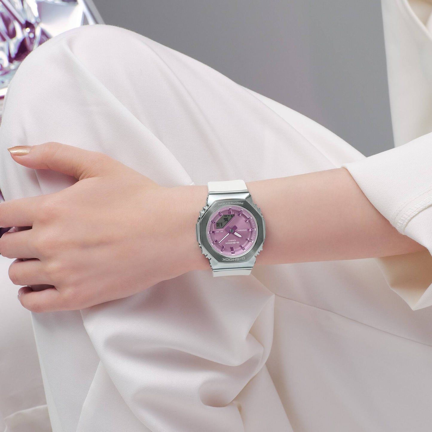 Casio GM-S2110-7A6ER Damen G-Shock GM-S-Serie Armbanduhr Lila • Mineralglas • 20 bar wasserdicht, Bild 3