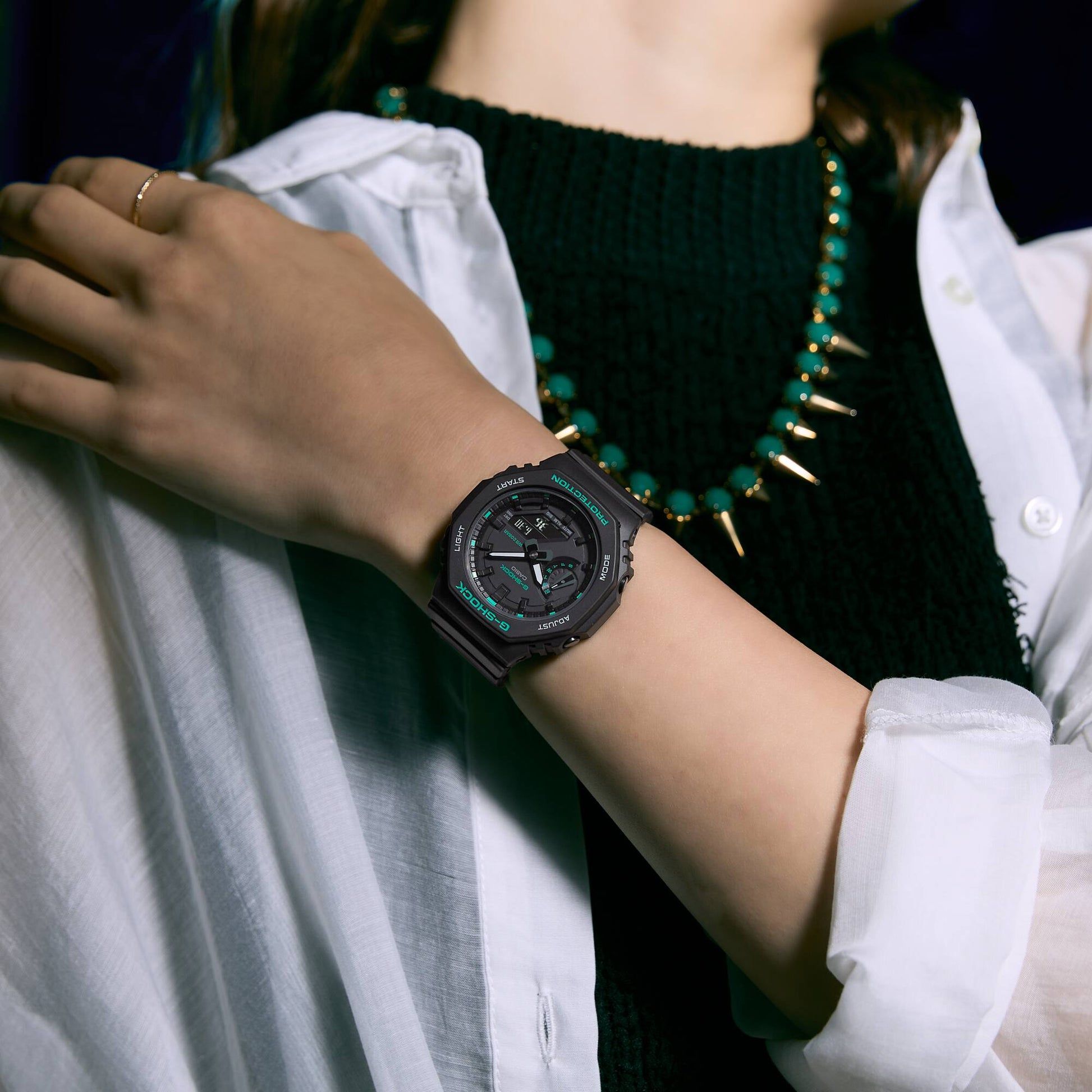 Casio GMA-S2100GA-1AER Damen G-Shock GMA-S-Serie Schwarz • Grüne Akzentfarben • 20 bar wasserdicht, Bild 3
