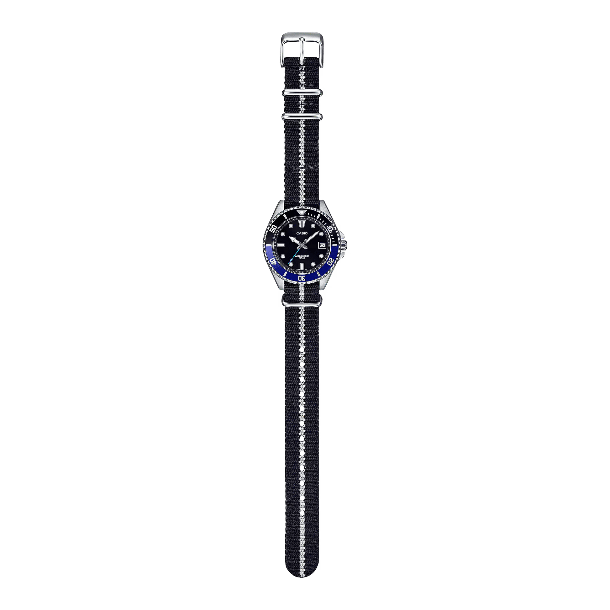 Orologio subacqueo Casio con quadrante blu e cinturino in tessuto scuro, ghiera girevole